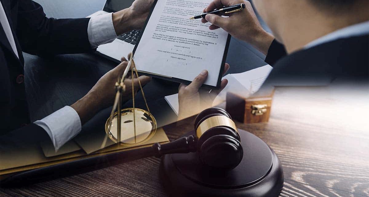 Anotação invariável de cartões de ponto representa fraude 